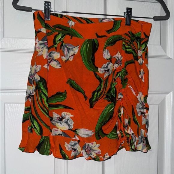 ZARA Orange & Green Floral Mini Skirt - Size Medium NWT - Picture 1 of 3